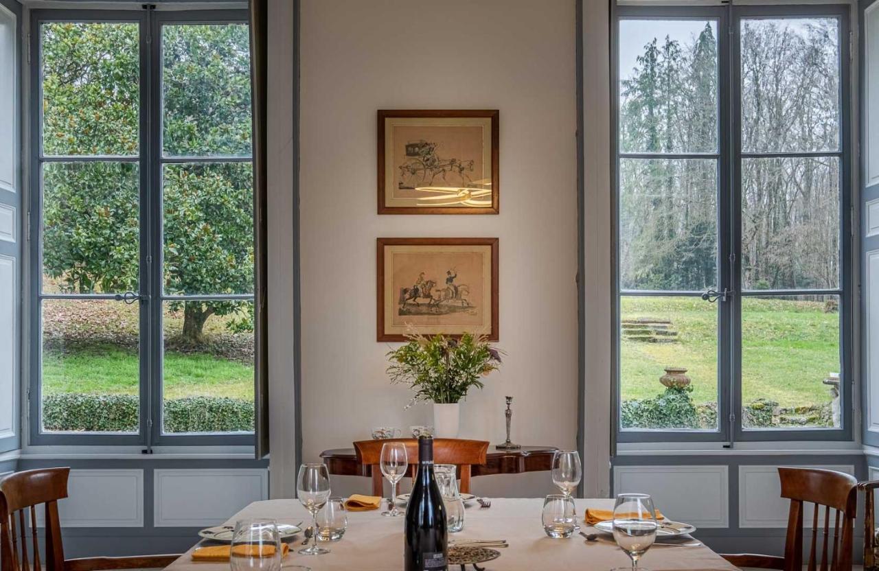 Chateau De Charnizay エクステリア 写真