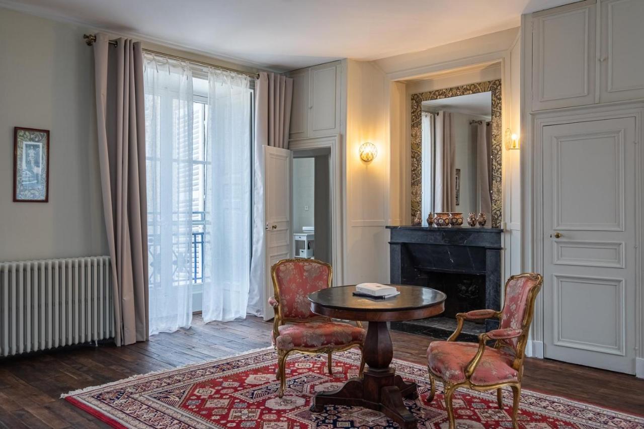 Chateau De Charnizay エクステリア 写真